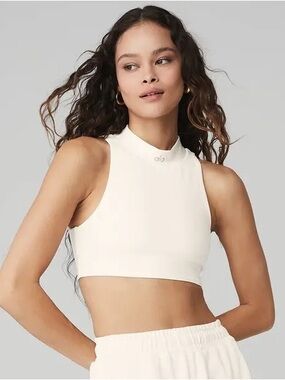 ALO Yoga Airlift Fuse Bra Tank Top in Ivory - M